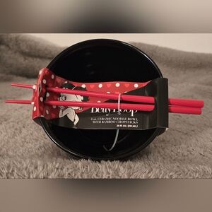 Betty Boop 6in. Ceramic Noodle Bowl with Bamboo Chop Sticks 20 FL OZ.(391ml)
